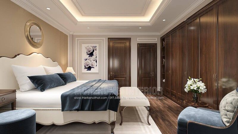 Mẫu tủ quần áo có thiết kế kịch trần gỗ tự nhiên giúp căn phòng trở nên rộng rãi và sang trọng hơn, cùng với kết hợp của kệ trang trí để tạo nên cảm giác thư giãn.