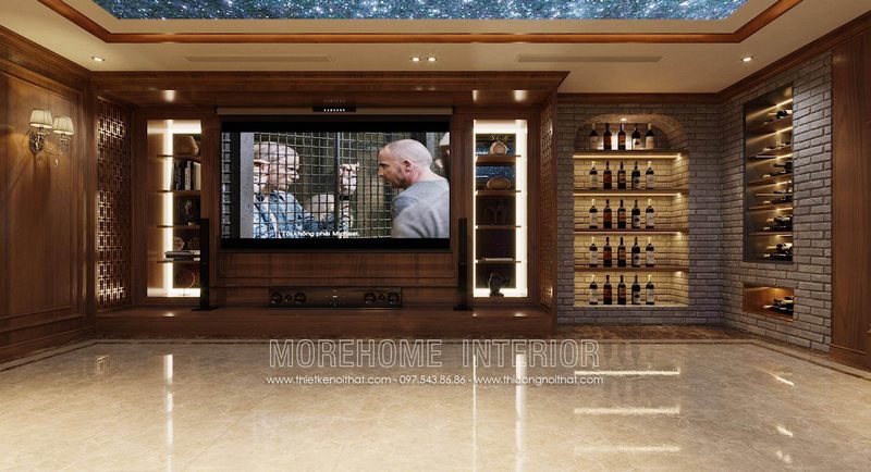 Tivi được bọc bằng gỗ óc chó cao cấp.